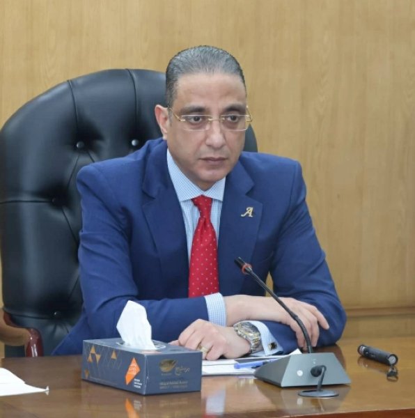 محافظ الجيزة
