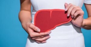 7 أطعمة تحارب الكبد الدهني وتحمي وظائفه الحيوية
